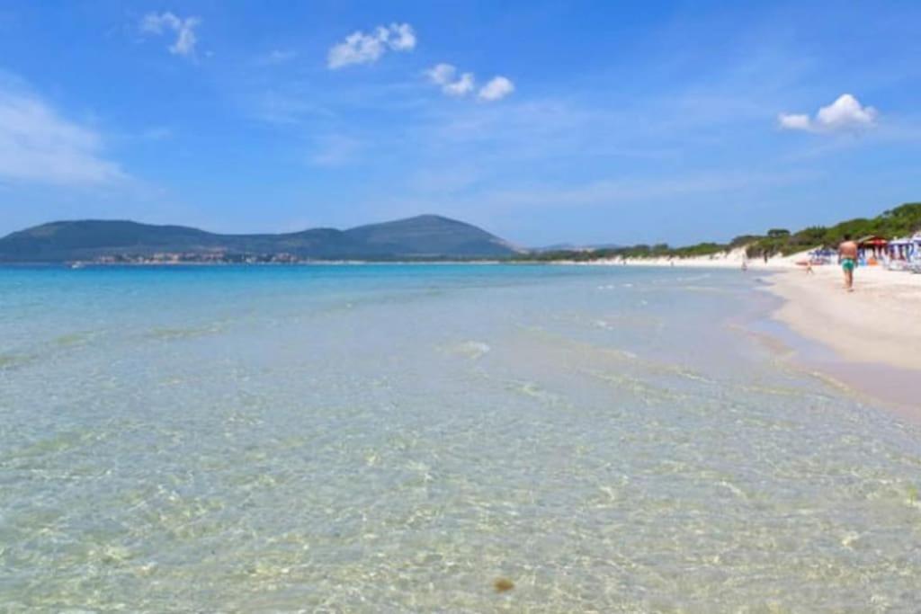 Aleph Guest House, Relax A Due Passi Dal Mare Fertilia Eksteriør bilde